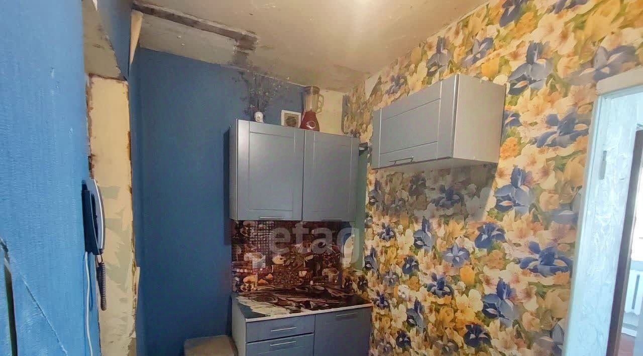 квартира г Коряжма ул имени Дыбцына 14к/1 фото 8