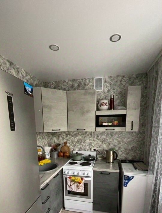 квартира г Саянск мкр Строителей 13 фото 2