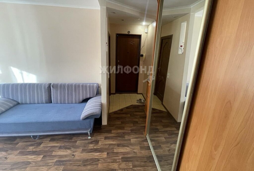 квартира г Тольятти р-н Автозаводский ул Фрунзе 43 фото 3