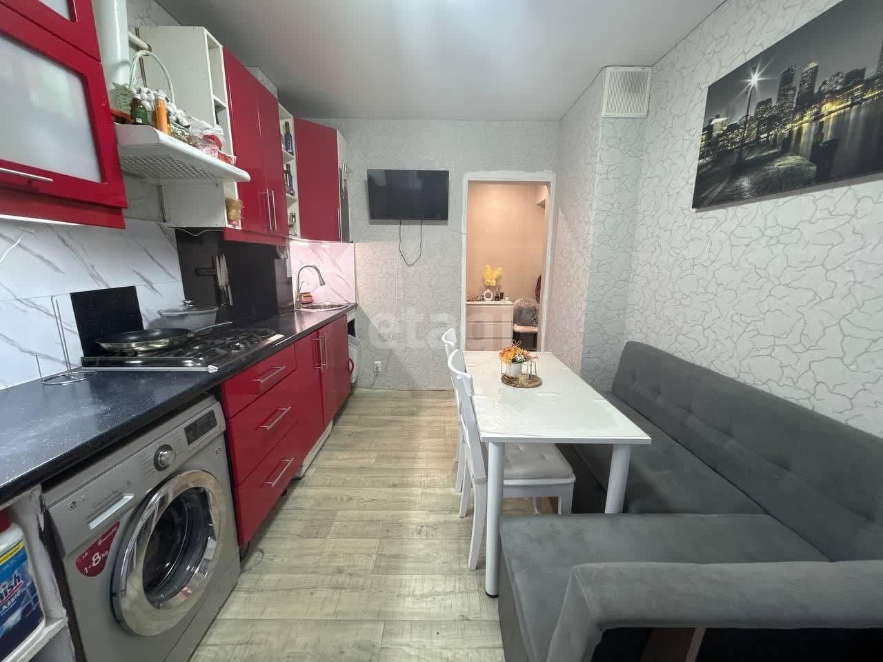 квартира г Надым ул Зверева 49 фото 2