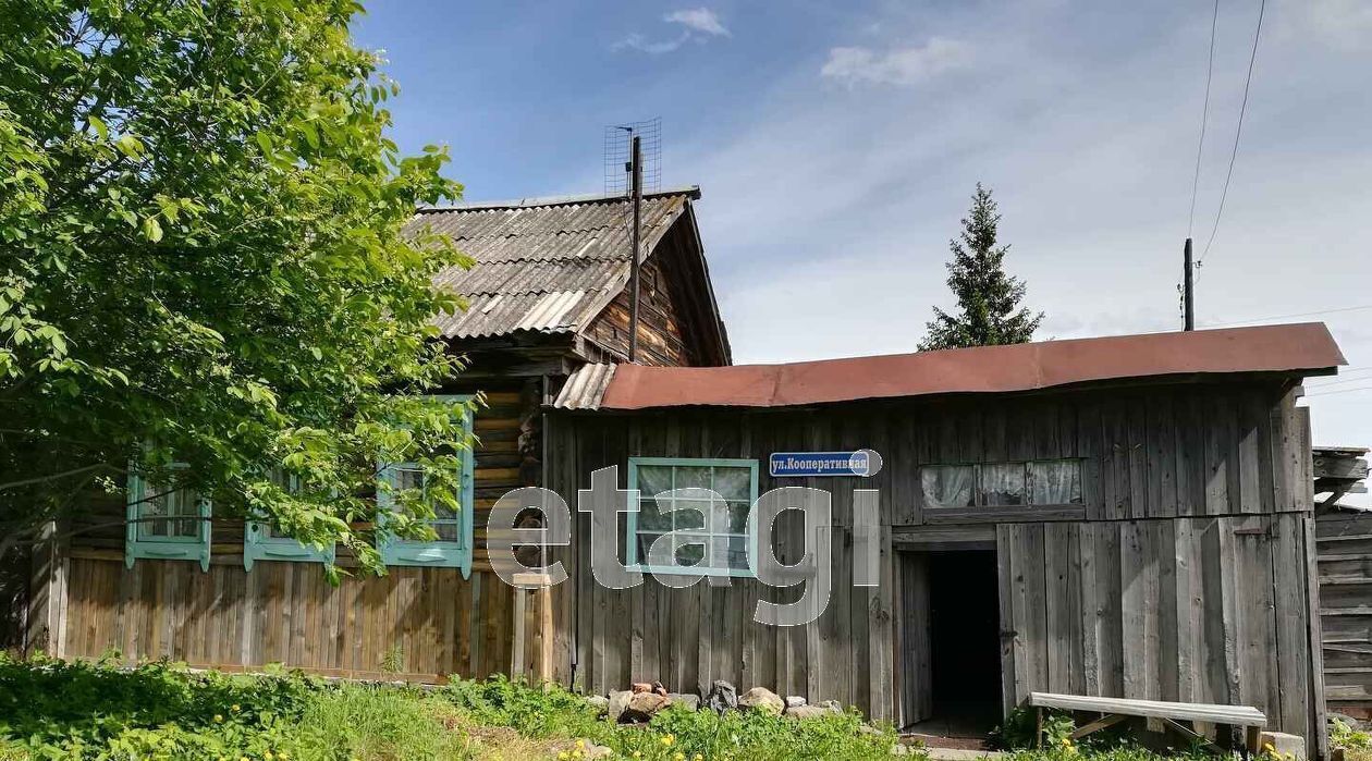 дом р-н Пригородный с Петрокаменское ул Кооперативная фото 1