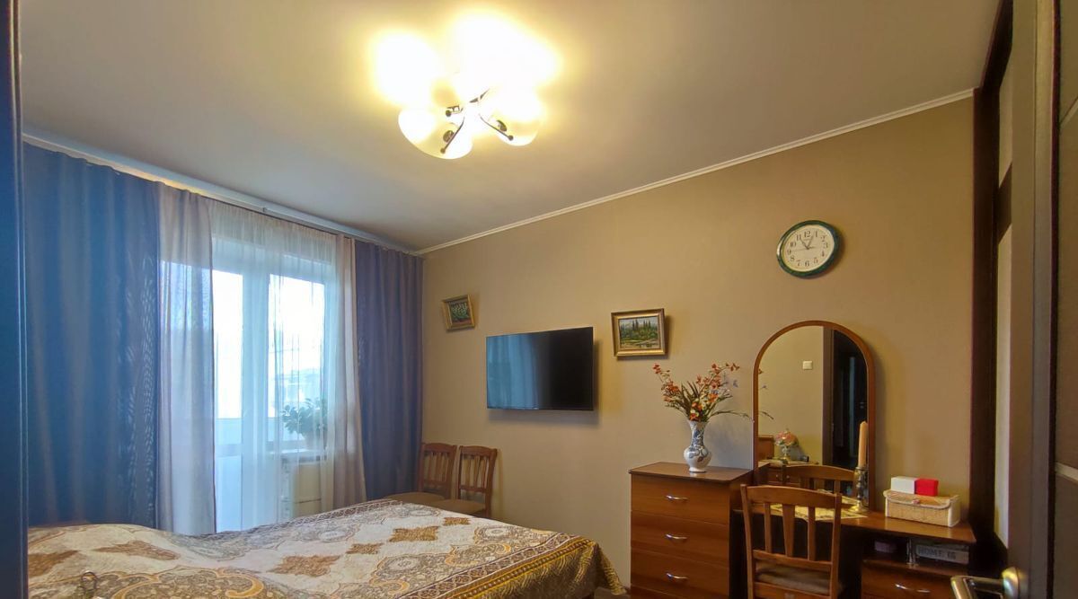 квартира г Красноярск р-н Свердловский ул 60 лет Октября 59а фото 4
