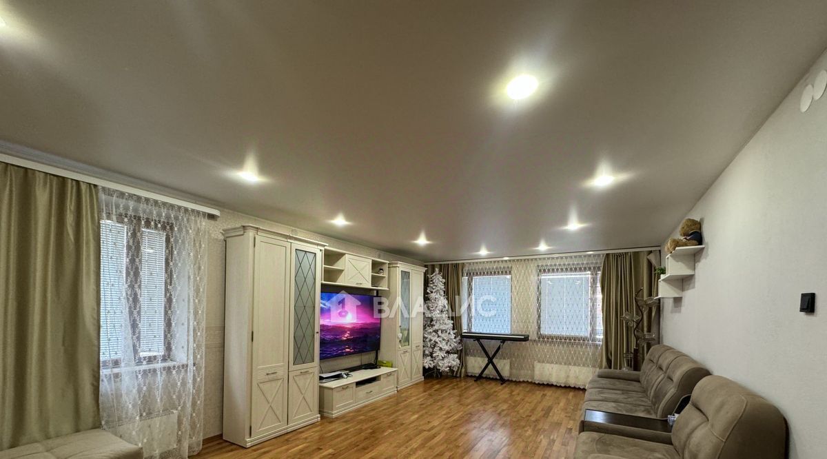 квартира г Волгоград р-н Дзержинский ул Ангарская 69/2 фото 5