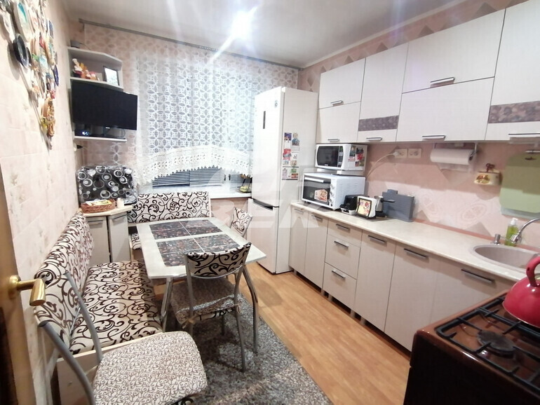 квартира г Курск р-н Центральный ул Косухина 43 фото 1