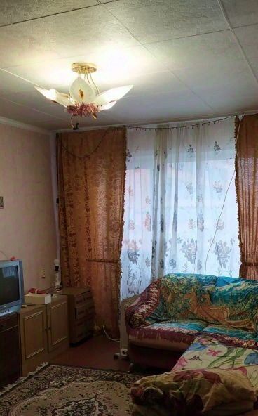 комната г Усть-Илимск ул Героев Труда 5 фото 2