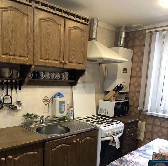 дом г Ялта ул имени Умера Акмоллы Адаманова 3 фото 11