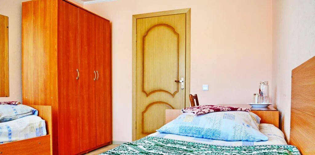 комната г Барнаул р-н Железнодорожный ул Молодежная 25 фото 8