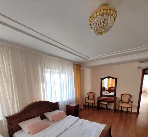 комната г Ярославль р-н Заволжский наб Тверицкая 27/2 фото 1