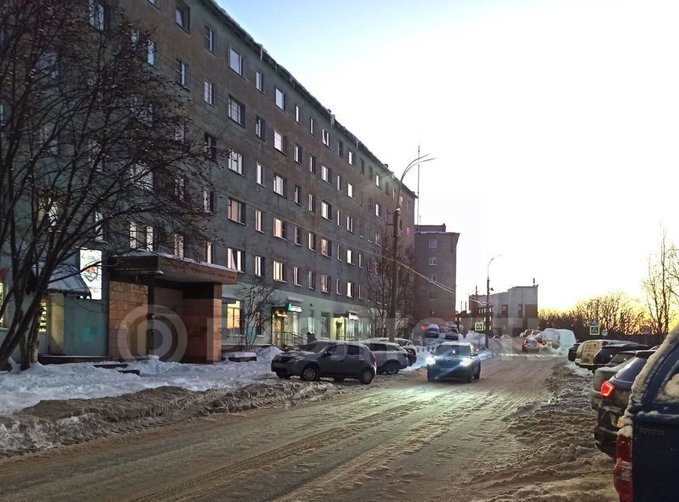 свободного назначения г Мурманск р-н Октябрьский ул Капитана Буркова 25 фото 2