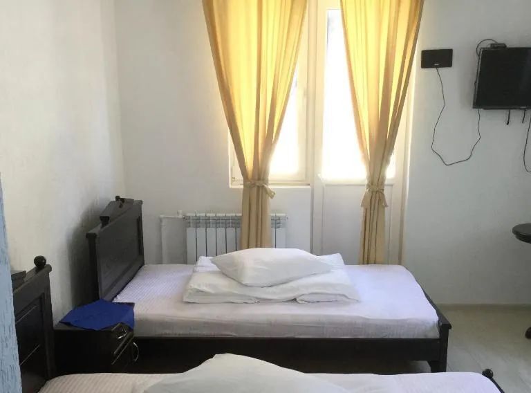 комната г Карачаевск кп Домбай пер Спасателей 7 фото 5
