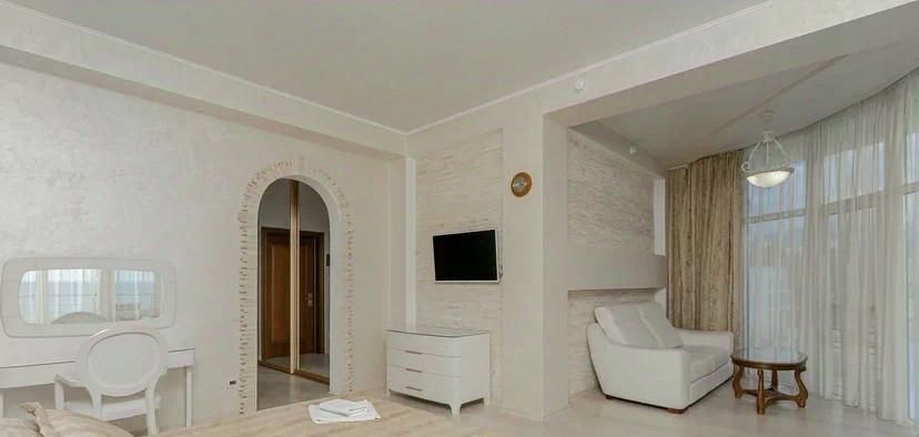 комната г Алушта ул Набережная 30 фото 19