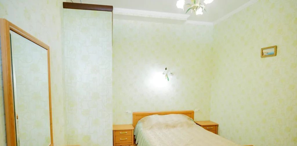 комната г Феодосия пгт Орджоникидзе ул Двуякорная 5 фото 3
