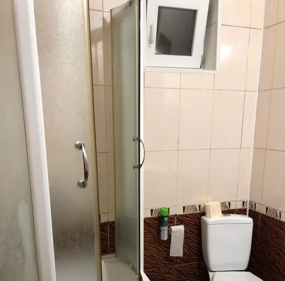 комната г Ялта пгт Понизовка ул Советская 15а фото 5