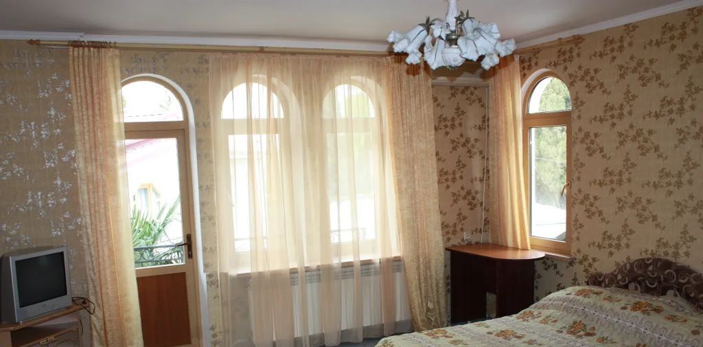 комната г Алушта ул Красноармейская 12 фото 5