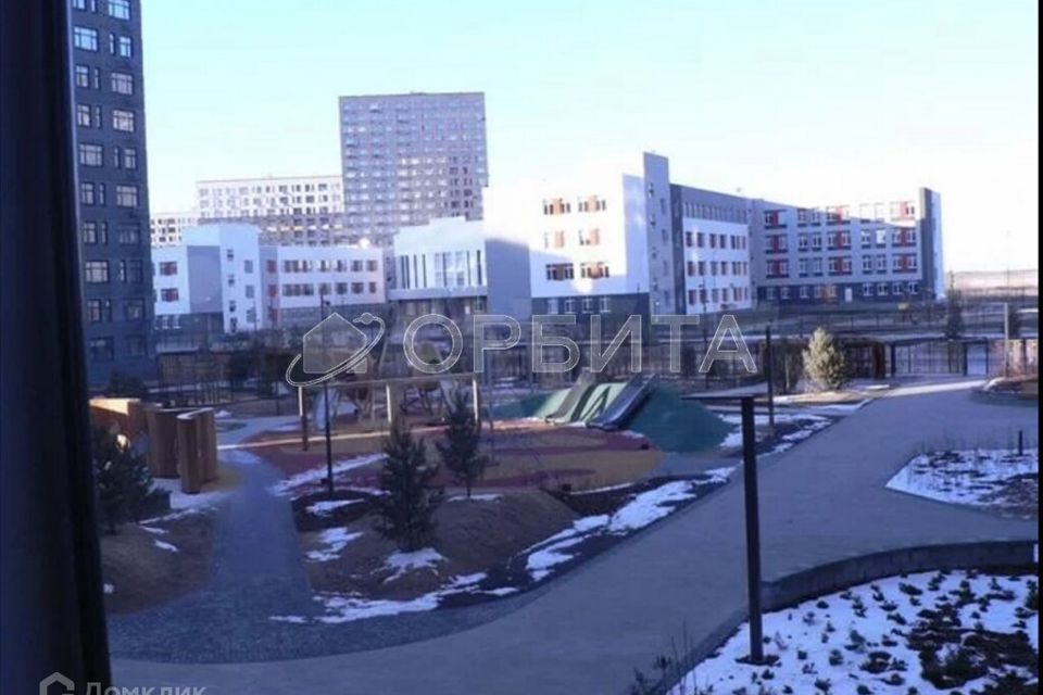 квартира г Тюмень ул Тимофея Чаркова 87 Тюмень городской округ фото 2