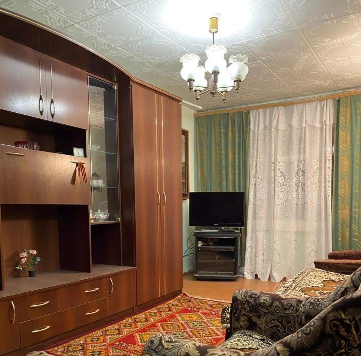 квартира г Волгоград р-н Тракторозаводский ул им. академика Богомольца 13 фото 1