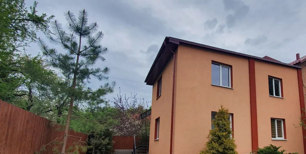 дом г Калининград р-н Центральный ул Саратовская 36 фото 1