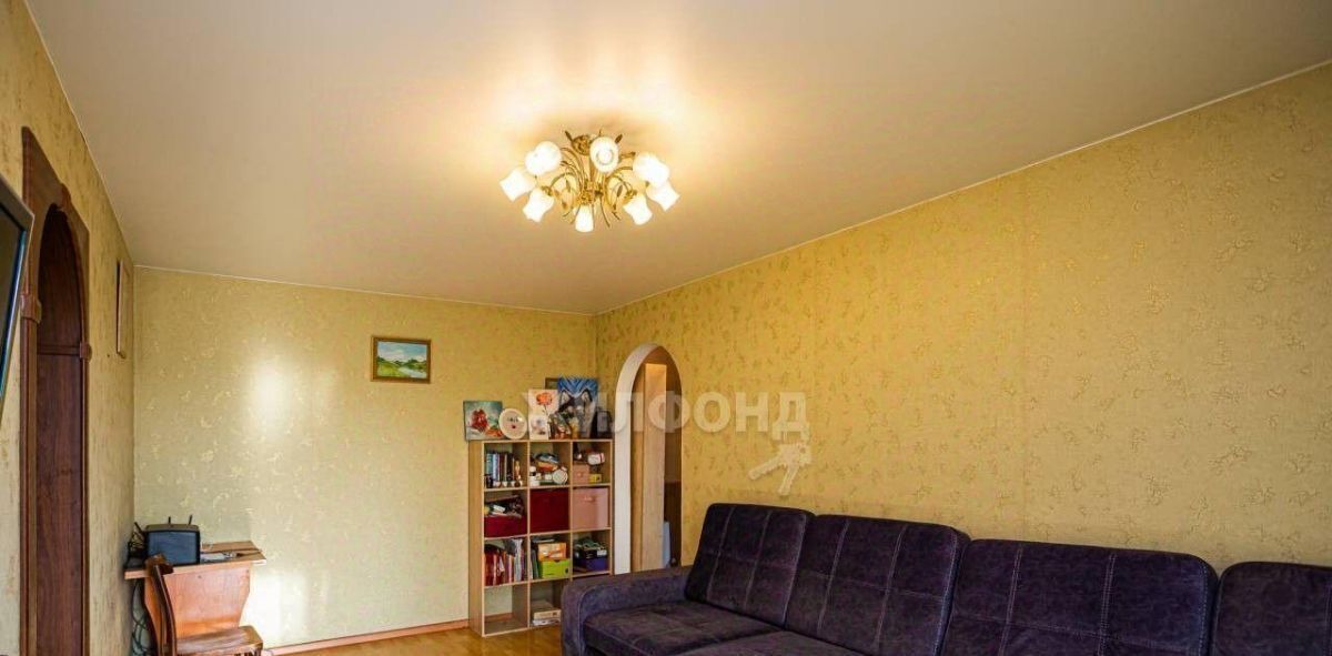 квартира г Новокузнецк р-н Центральный ул Кирова 75 фото 3