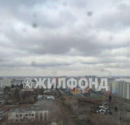 квартира г Кемерово р-н Центральный пр-кт Октябрьский 30б фото 4
