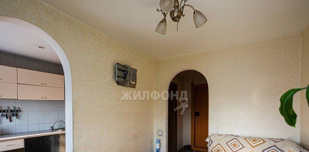 квартира г Новокузнецк р-н Центральный ул Кирова 75 фото 6