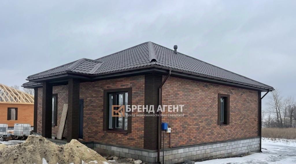 дом р-н Яковлевский г Строитель ул Весёлая фото 3
