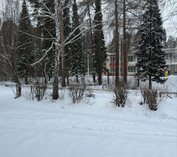 квартира г Первоуральск ул Сантехизделий 27а Первоуральск городской округ фото 3