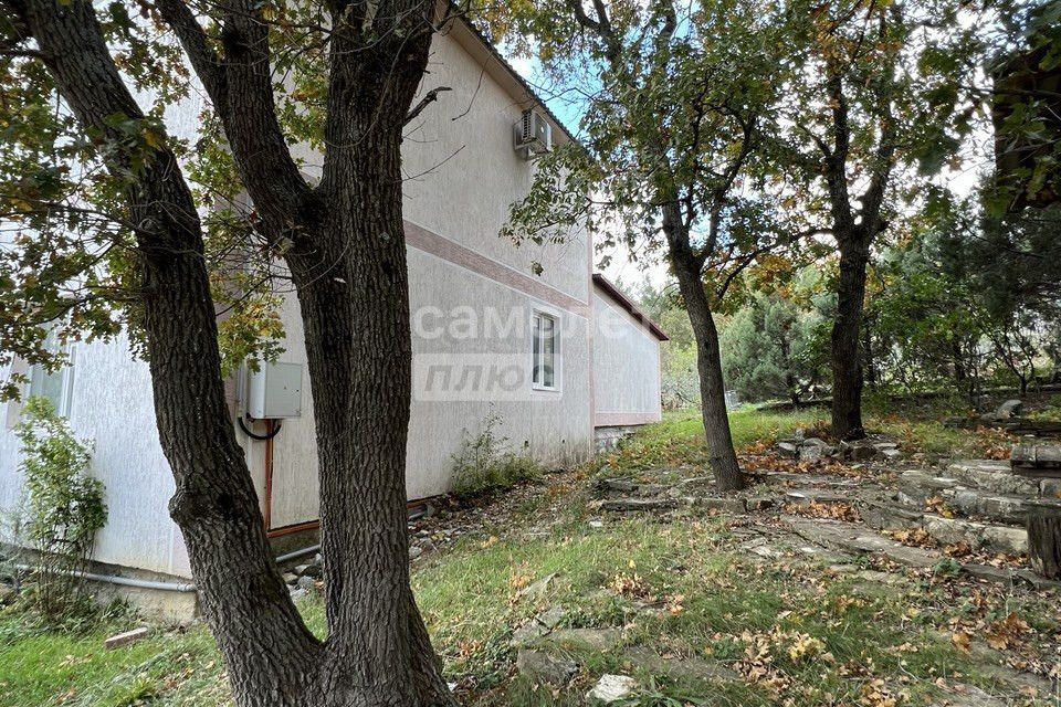 дом г Геленджик с Кабардинка Геленджик городской округ, Автосалон фото 5