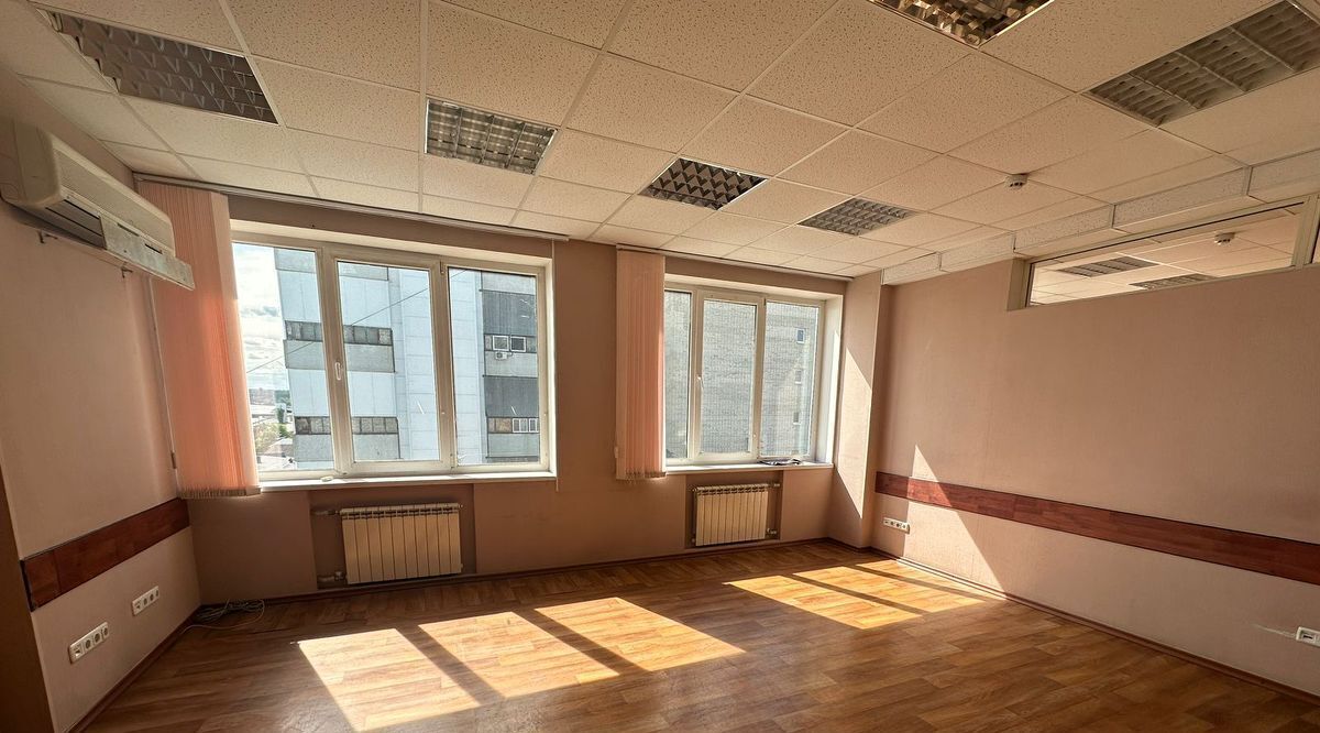 офис г Саратов р-н Октябрьский ул Набережная 22 фото 2