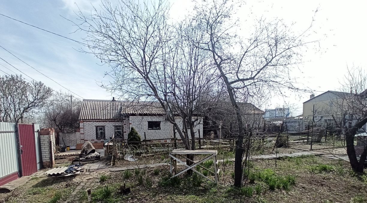 дом г Волгоград р-н Краснооктябрьский ул Черноярская фото 3
