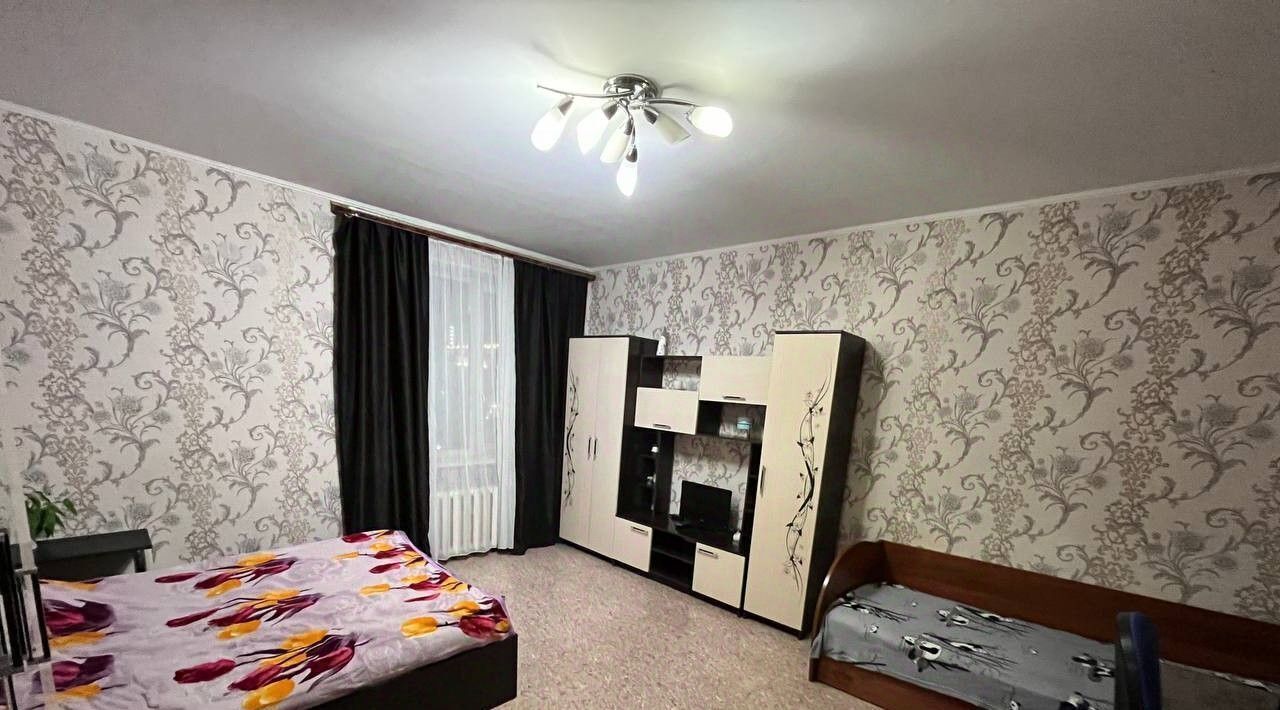 квартира г Мурманск р-н Октябрьский пр-кт Ленина 63 фото 2