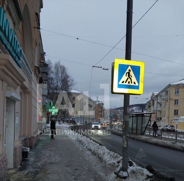 торговое помещение г Златоуст ул им. Карла Маркса 31 фото 2