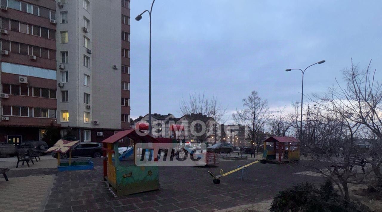 квартира г Волгоград р-н Дзержинский ул 8-й Воздушной Армии 6б фото 33