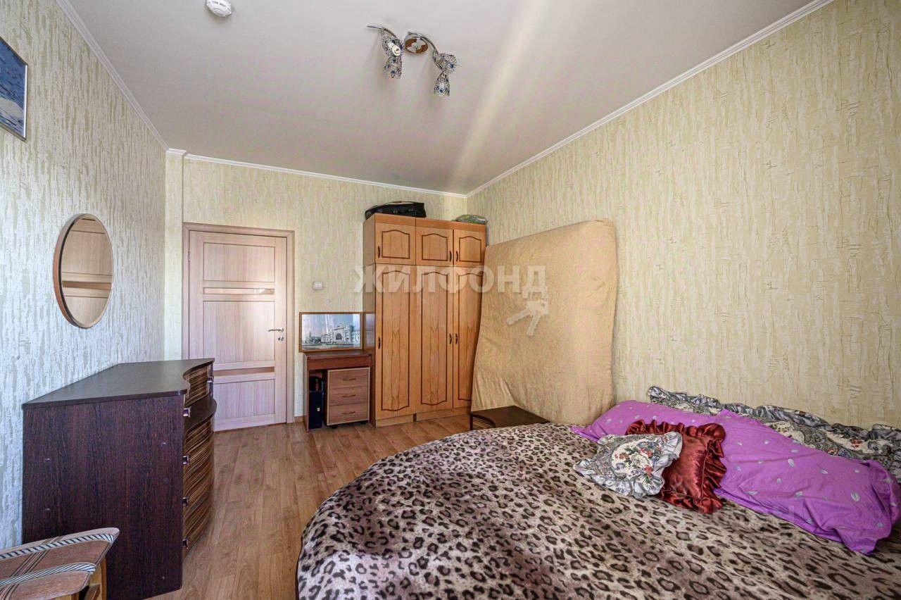 квартира г Новосибирск р-н Дзержинский ул Бориса Богаткова 253/4 фото 18