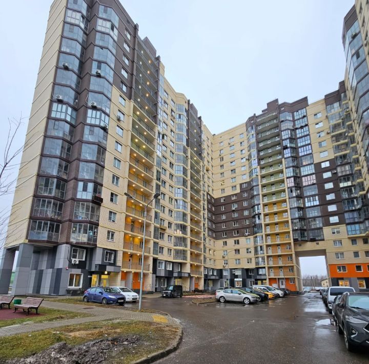 квартира г Москва метро Бунинская аллея проезд Чечёрский 136 фото 16