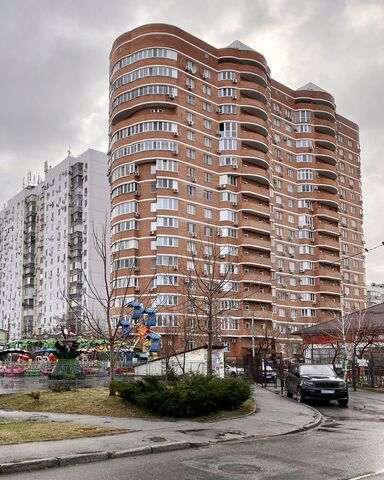 р-н Западный мкр-н Юбилейный, Платановый б-р, 4 фото