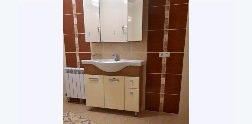 дом р-н Ейский г Ейск ул Енисейская 2/9 фото 3