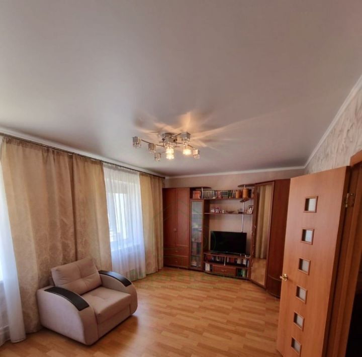 квартира г Старый Оскол Дубрава 1 кв-л, 20 фото 10