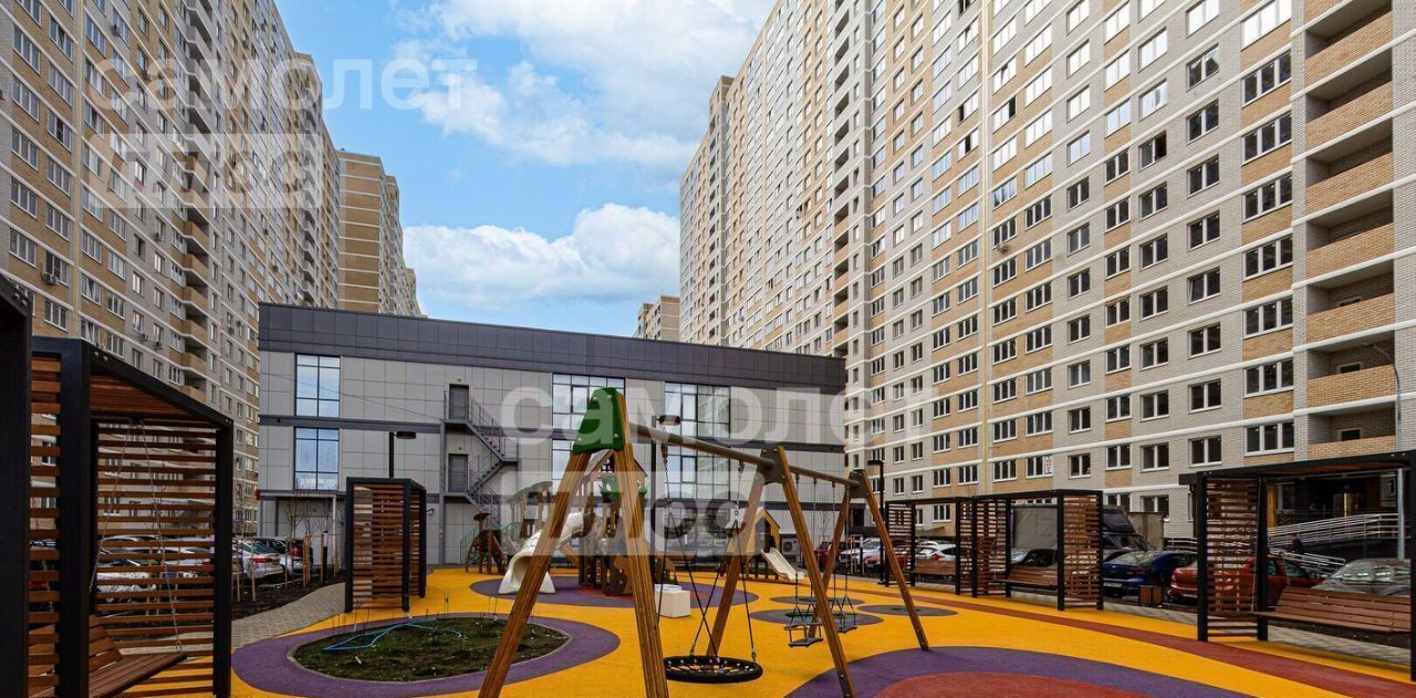 квартира г Краснодар р-н Прикубанский Славянский микрорайон ул Заполярная 39к/9 фото 15