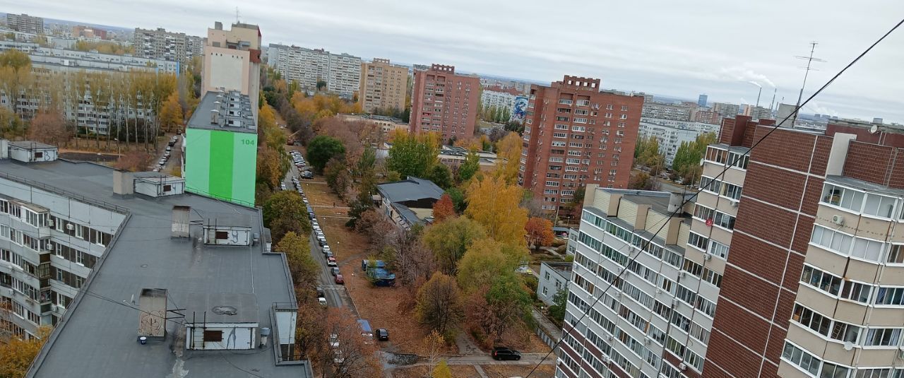 комната г Тольятти р-н Автозаводский 13 квартал ул 40 лет Победы 98 фото 1