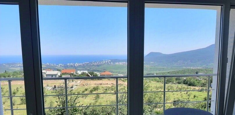 дом г Алушта с Верхняя Кутузовка ул Чатырдагская 8 фото 16