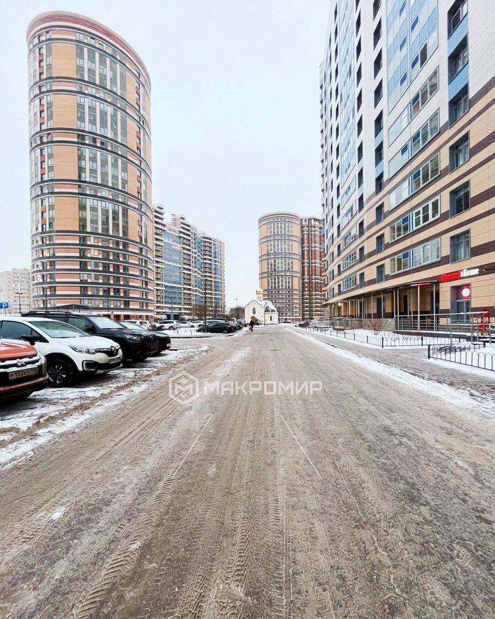 квартира г Санкт-Петербург метро Пионерская пр-кт Коломяжский 9к/2 округ Комендантский аэродром фото 18