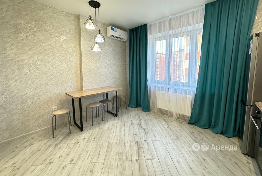 квартира г Краснодар ул им. Героя Яцкова И.В. 19к/3 фото 2