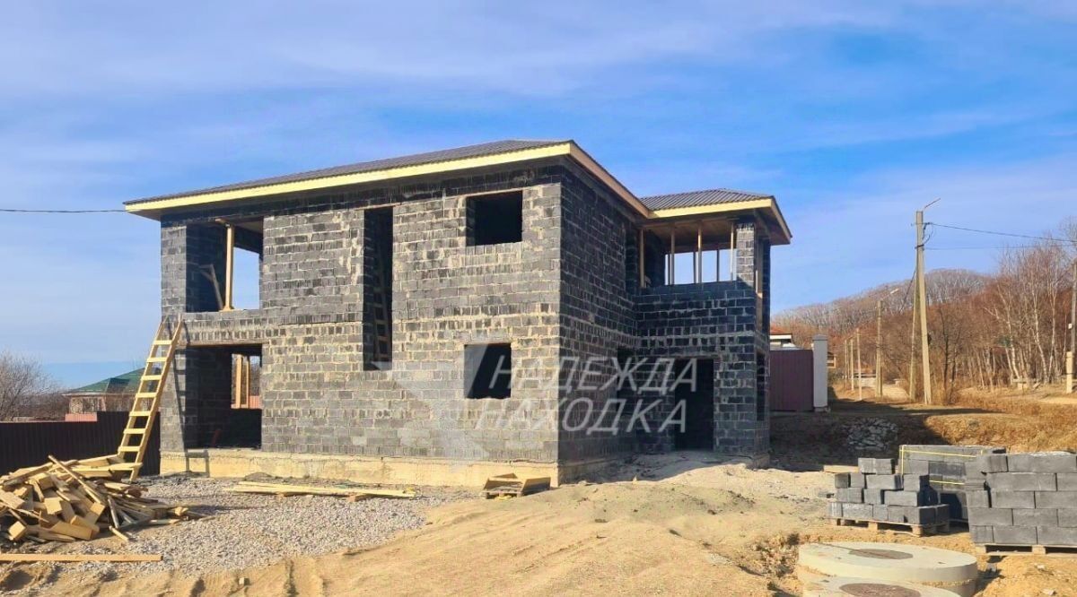 дом г Находка ул Жемчужная 4 фото 1