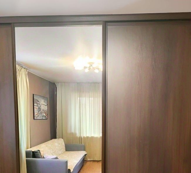 квартира г Омск р-н Центральный ул Красина 1 фото 3
