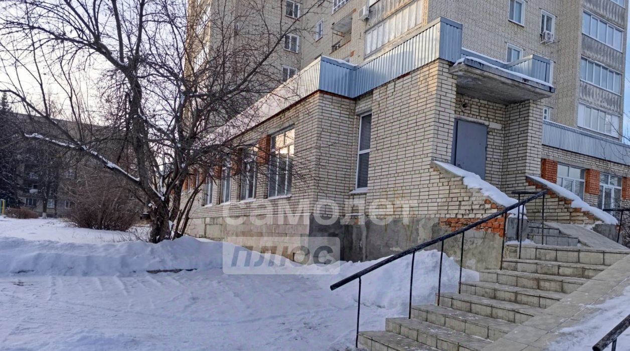 торговое помещение г Кузнецк ул 60-летия ВЛКСМ 4 фото 3