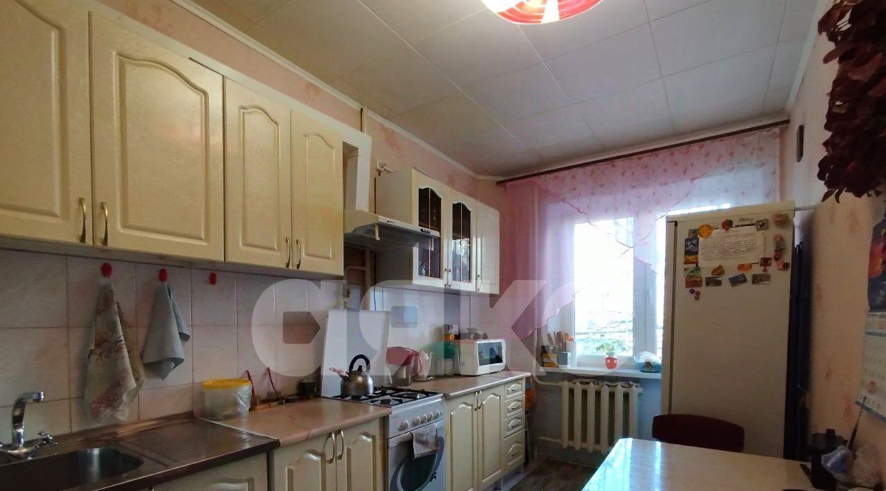 квартира г Волгоград р-н Дзержинский ул Нарвская 8 фото 14