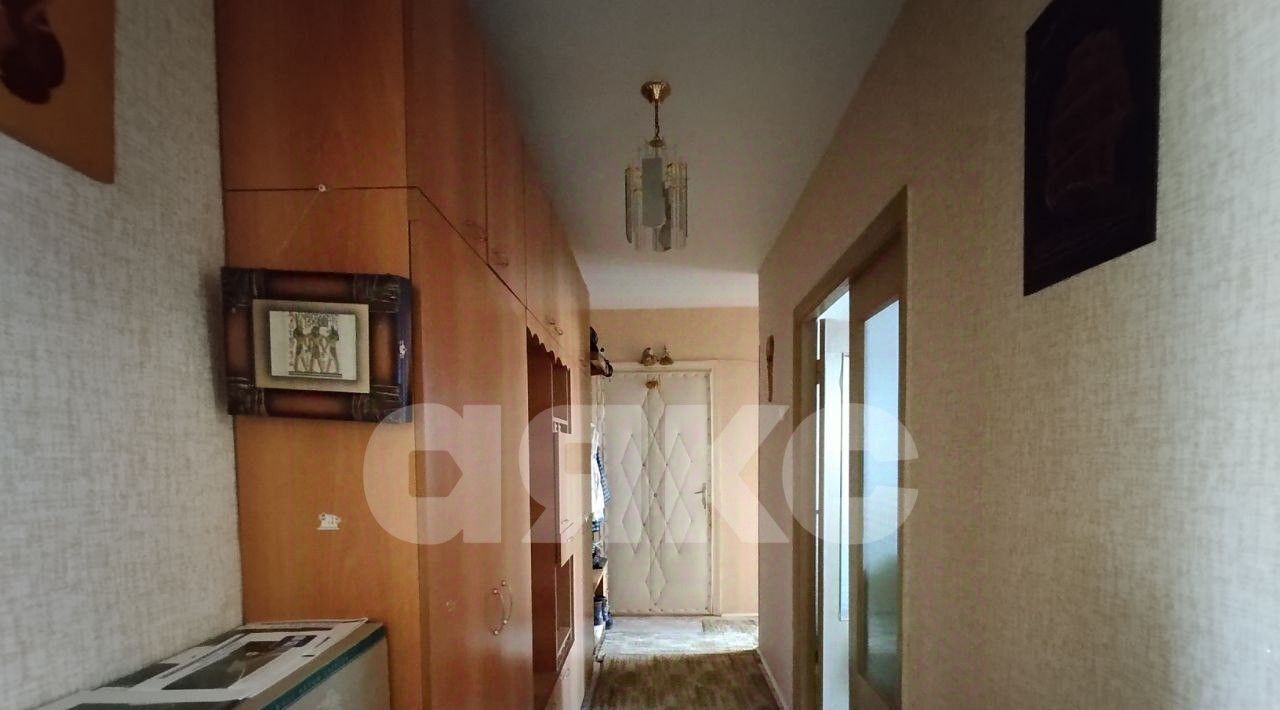квартира г Волгоград р-н Дзержинский ул Нарвская 8 фото 16