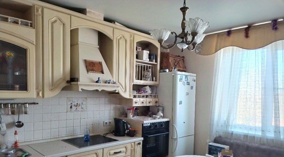 квартира г Волгоград р-н Красноармейский ул им. Сологубова 56 фото 1