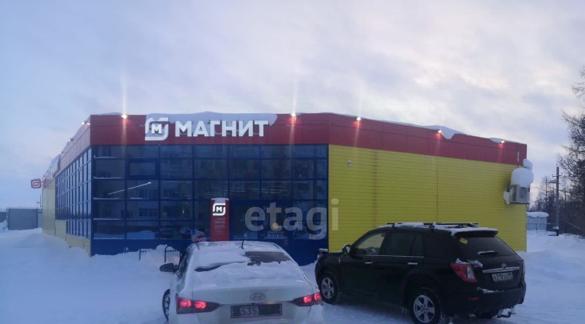 торговое помещение г Новый Уренгой микрорайон Лимбяяха мкр Надежда 30 фото 3