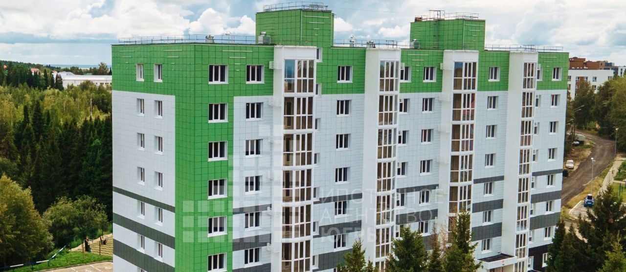 квартира г Ханты-Мансийск ул Красногвардейская 42 фото 2